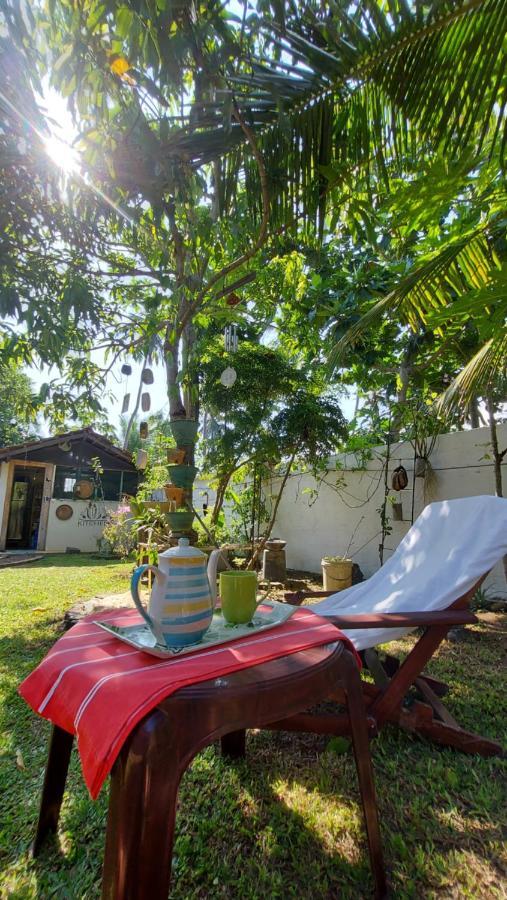 Wine Tree Garden Guesthouse Mirissa Dış mekan fotoğraf